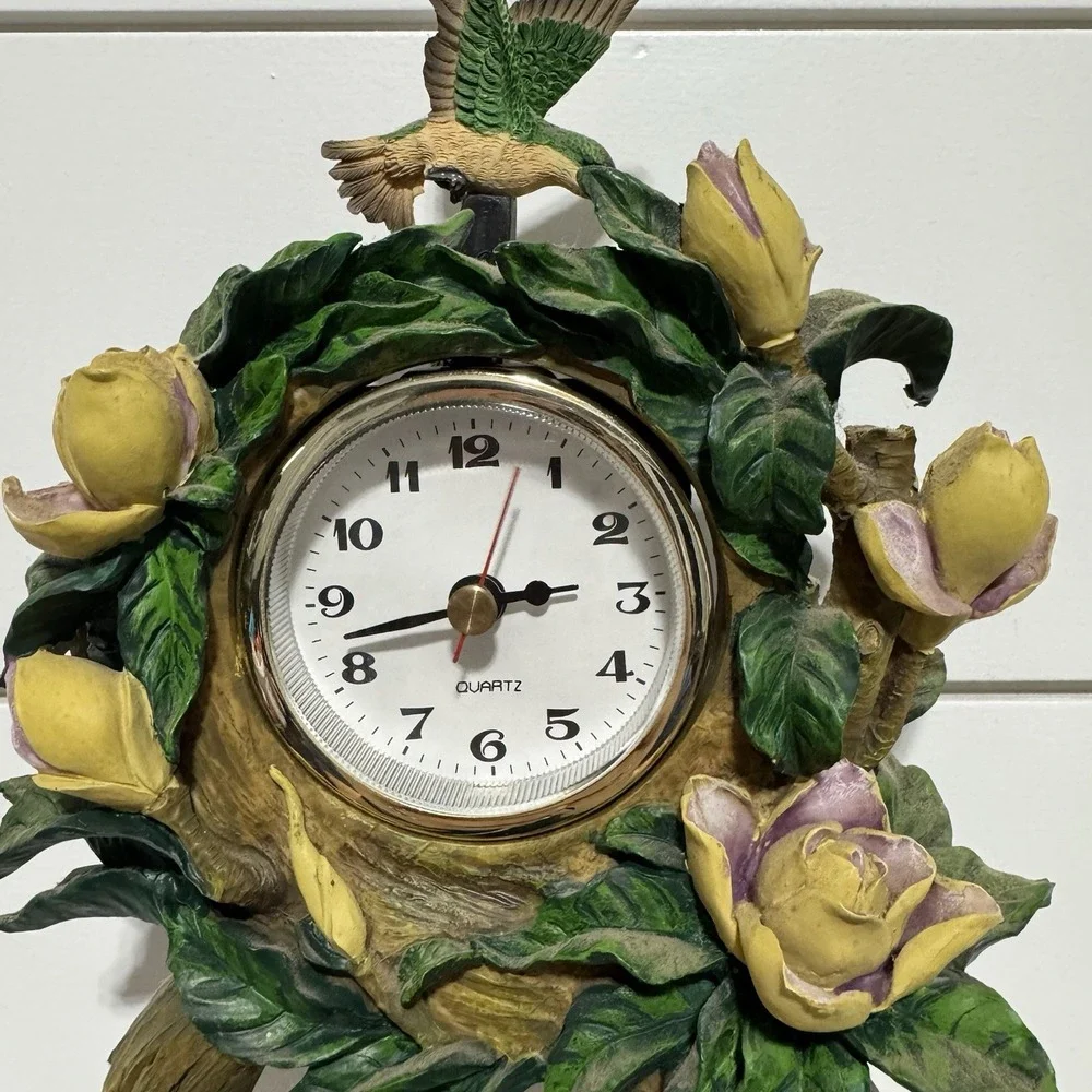 1999‎ Cadona Hummingbird Clock